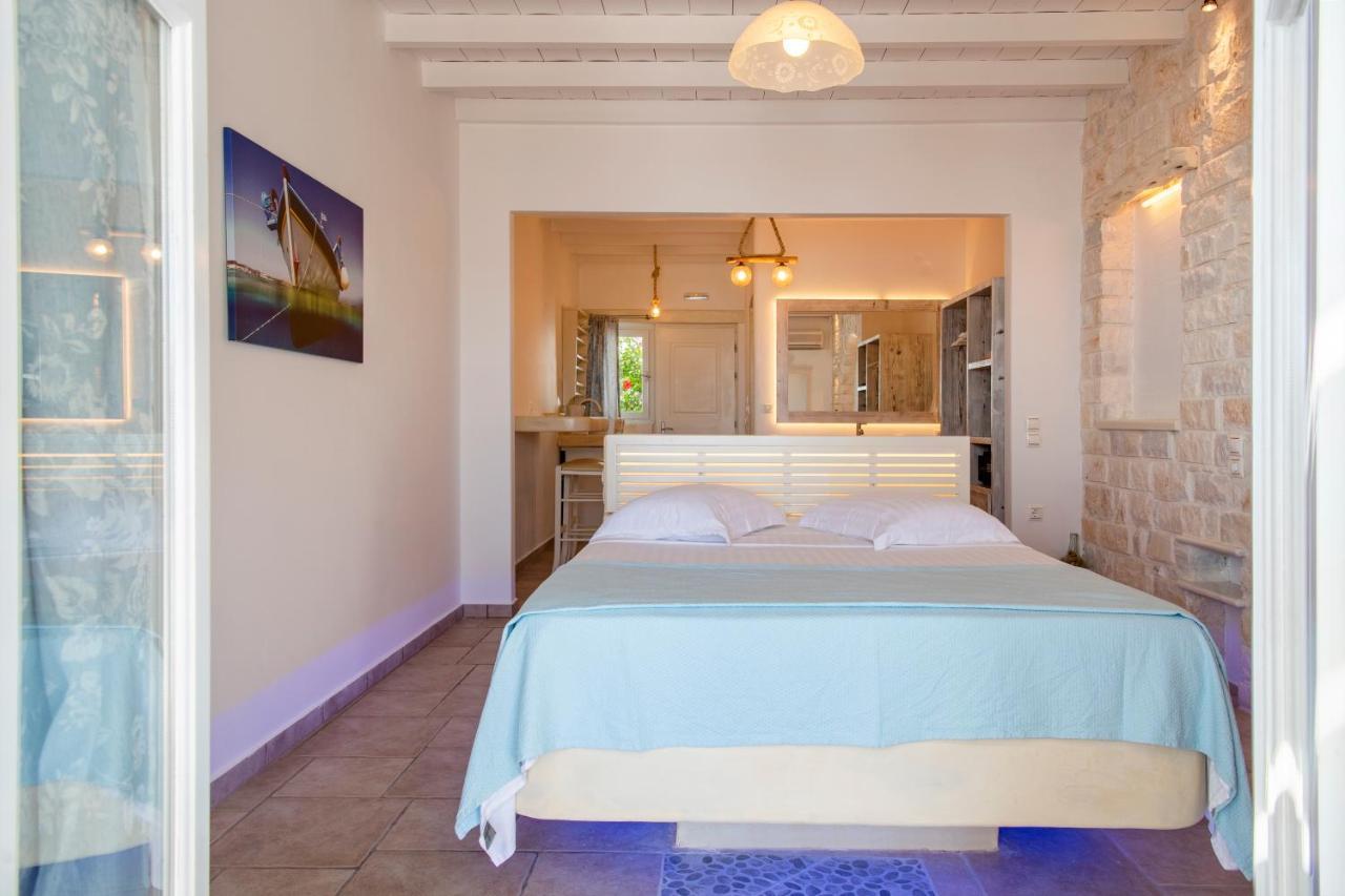 Akti Paros Apartment