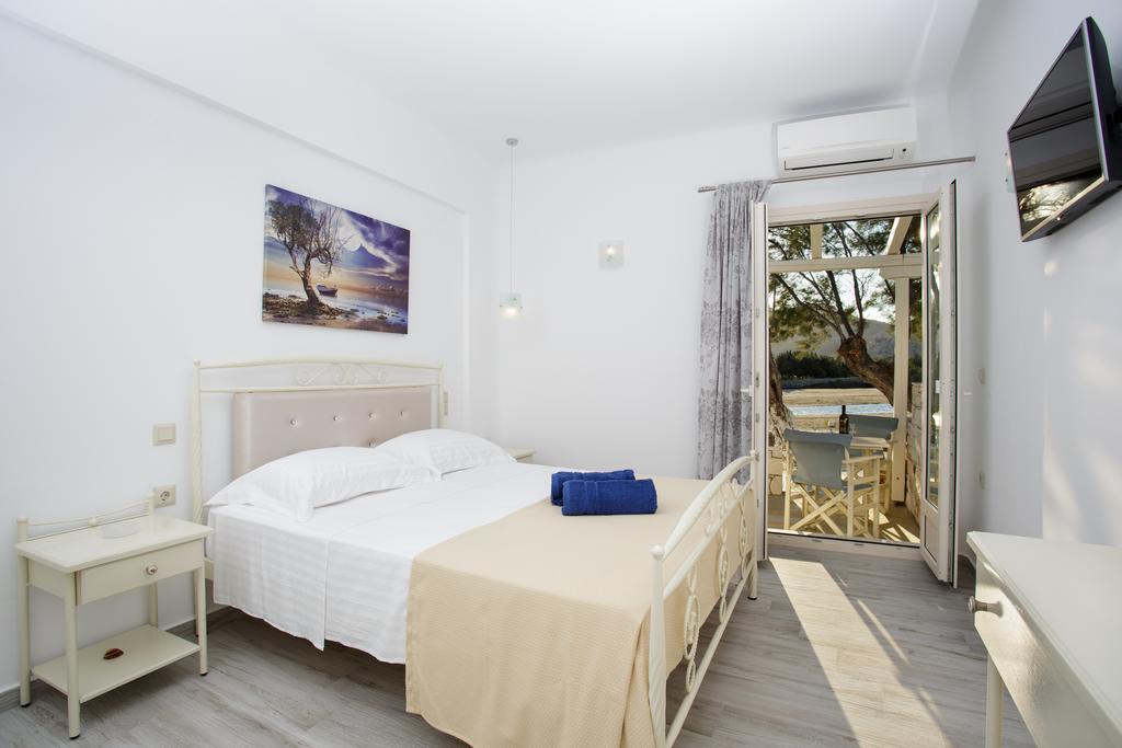 Akti Paros *